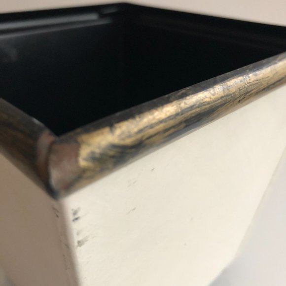 Hand-painted Ivory Tole Metal Bin-Gold Rubbed Edge - Picture 2 of 7